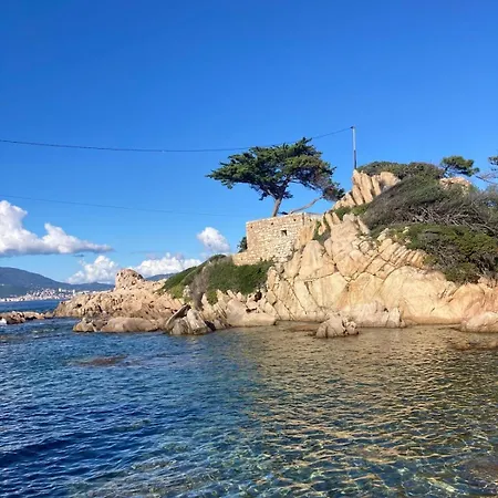 Holiday home Charmante Maison Vue Panoramique A Coti-chiavari